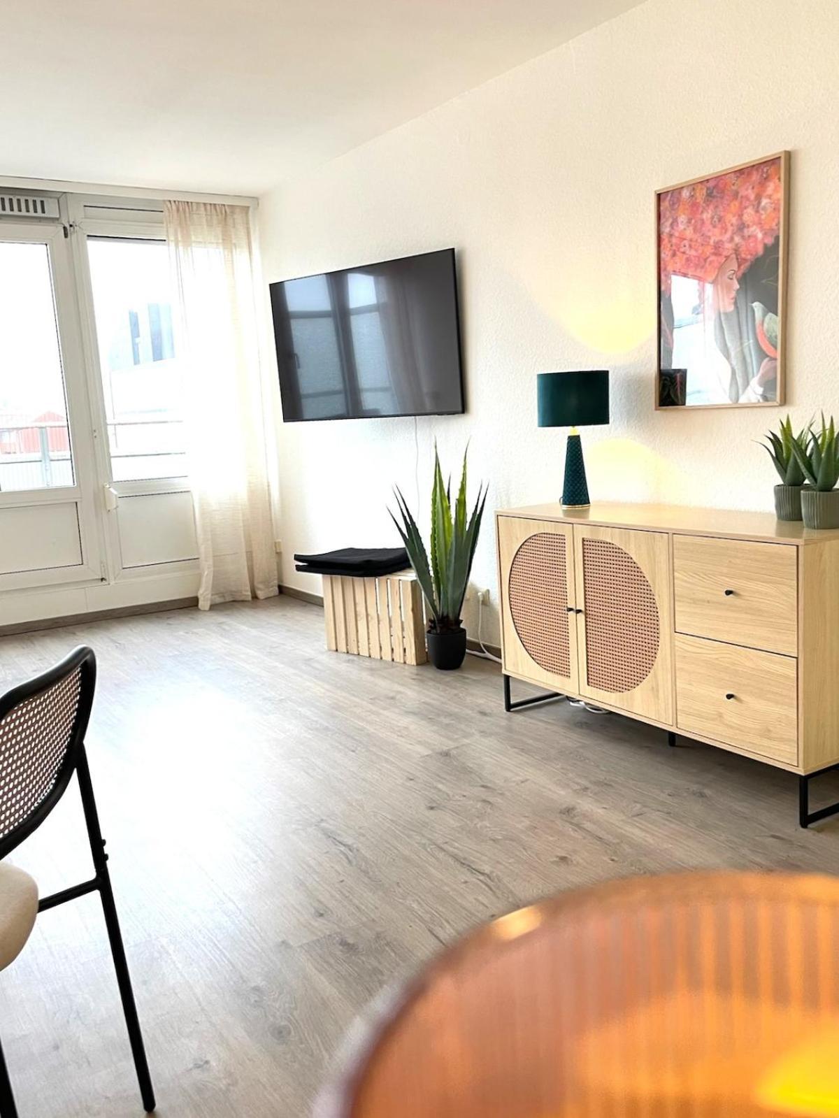 W&d Living-tete De Fleur-balkon Ueber Schlossarkaden Braunschweig
